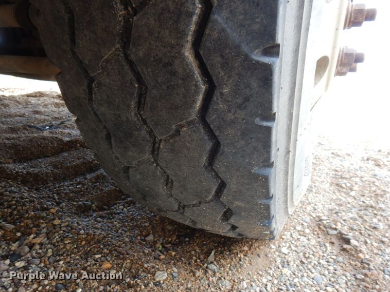 image for item AF9734 1999 Kenworth T600  semi truck