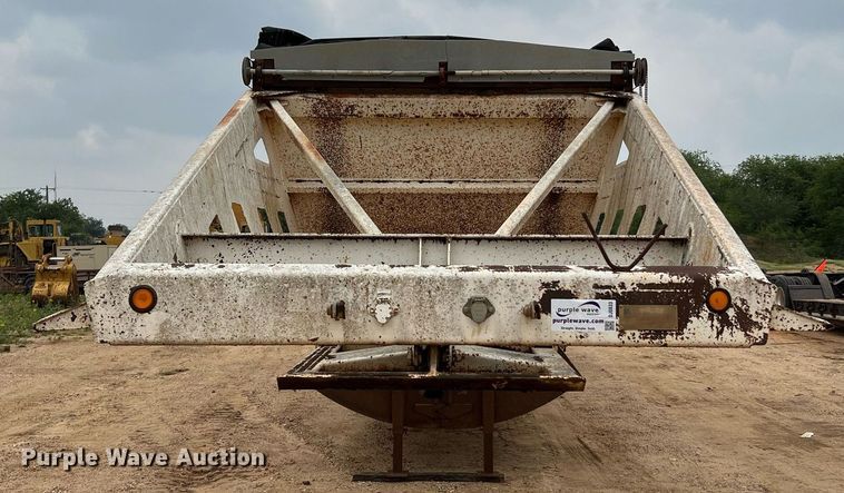 image for item DJ0833 1999 Trail King TK54BDU-402  bottom dump trailer