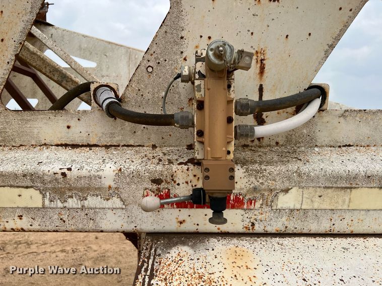 image for item DJ0833 1999 Trail King TK54BDU-402  bottom dump trailer