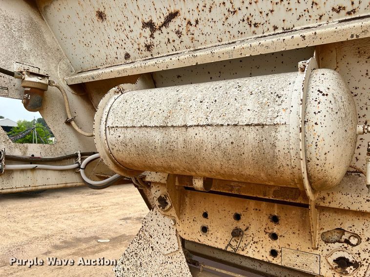 image for item DJ0833 1999 Trail King TK54BDU-402  bottom dump trailer