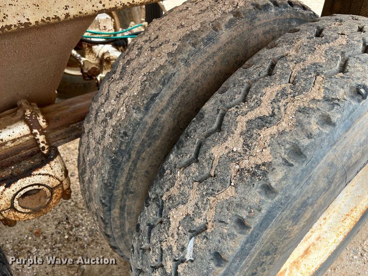 image for item DJ0833 1999 Trail King TK54BDU-402  bottom dump trailer