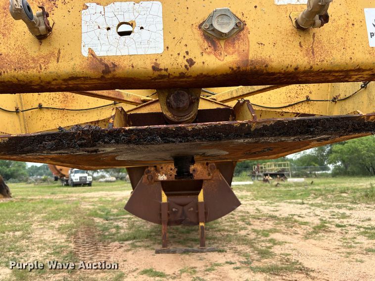 image for item DJ0834 1988 Load King 1827-3-2  bottom dump trailer