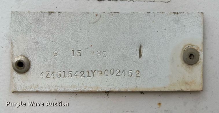 image for item DJ0835 2000 CPS  end dump trailer