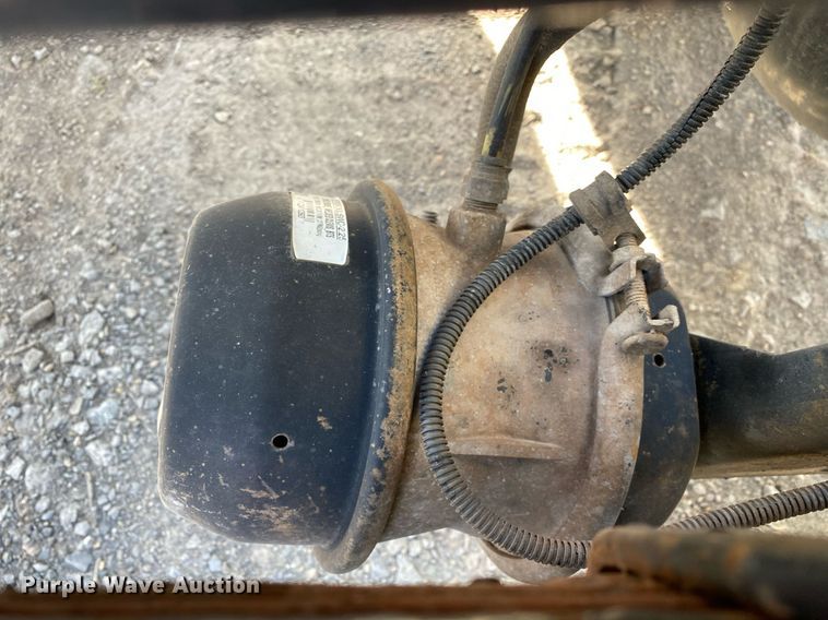 image for item DL7197 1999 International 9200  semi truck