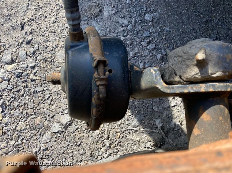 image for item DL7197 1999 International 9200  semi truck