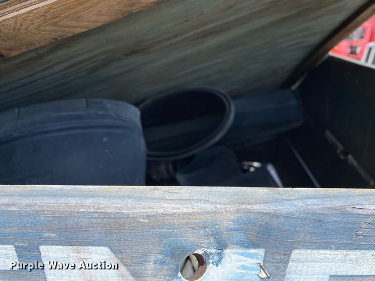 image for item DL7198 2011 Freighliner Cascadia  semi truck