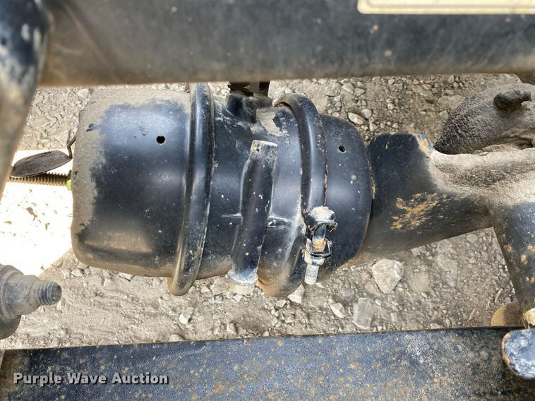 image for item DL7198 2011 Freighliner Cascadia  semi truck