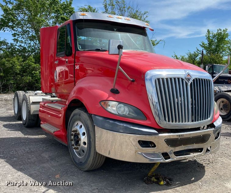 image for item DL7199 2009 International ProStar  semi truck