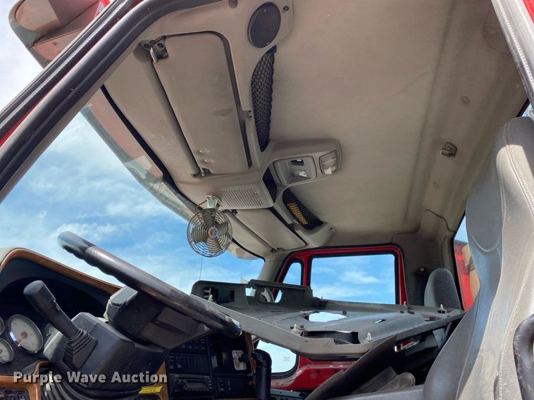 image for item DL7199 2009 International ProStar  semi truck