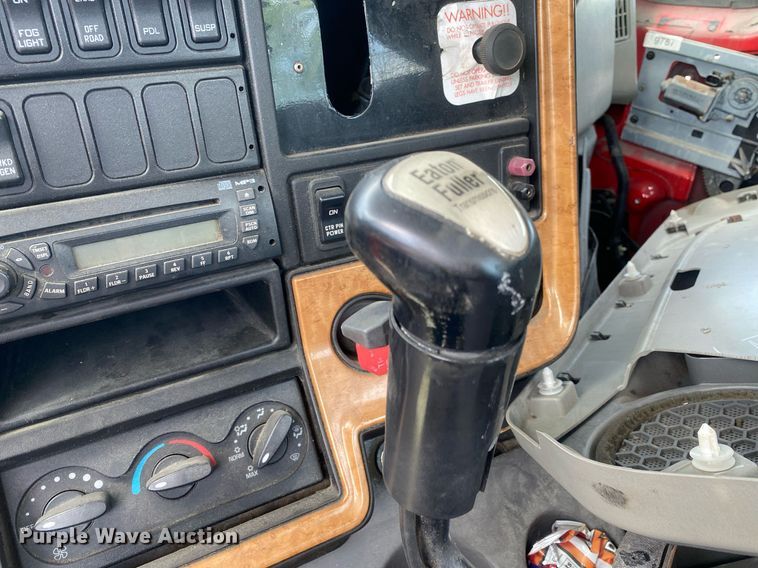 image for item DL7199 2009 International ProStar  semi truck