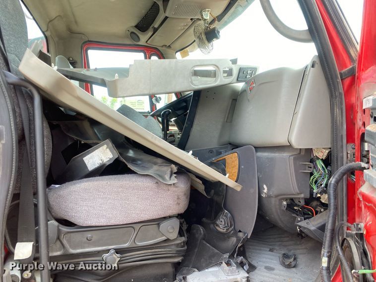 image for item DL7199 2009 International ProStar  semi truck