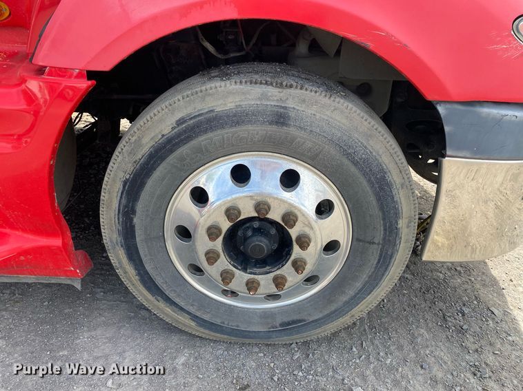 image for item DL7199 2009 International ProStar  semi truck