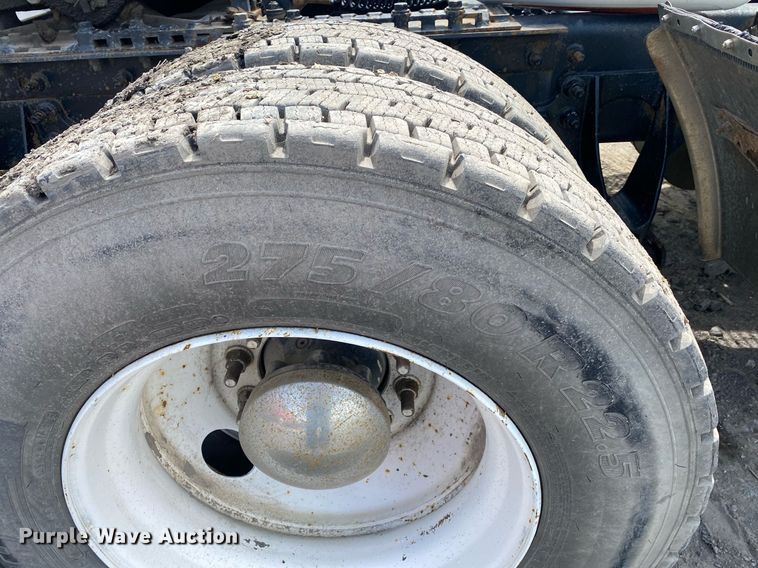 image for item DL7199 2009 International ProStar  semi truck