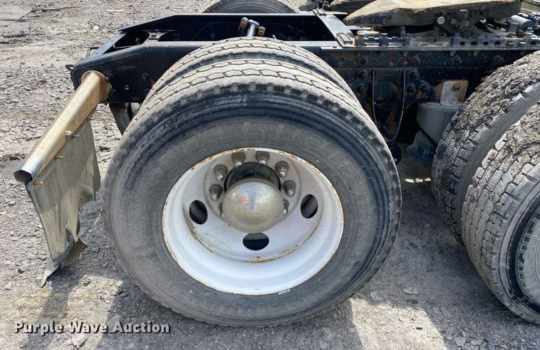 image for item DL7199 2009 International ProStar  semi truck