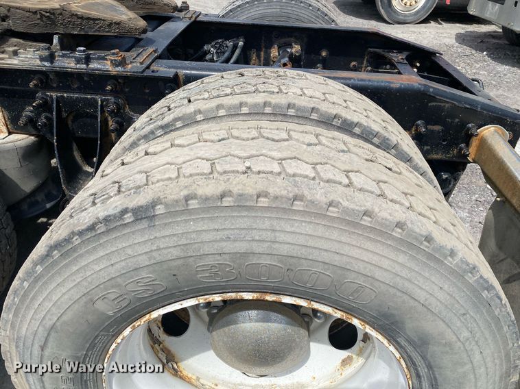 image for item DL7199 2009 International ProStar  semi truck