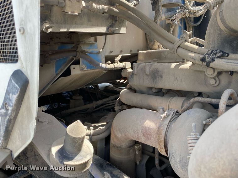 image for item DL7200 1995 Kenworth T450  semi truck