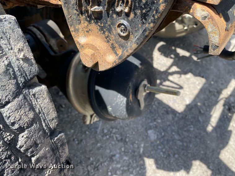 image for item DL7200 1995 Kenworth T450  semi truck