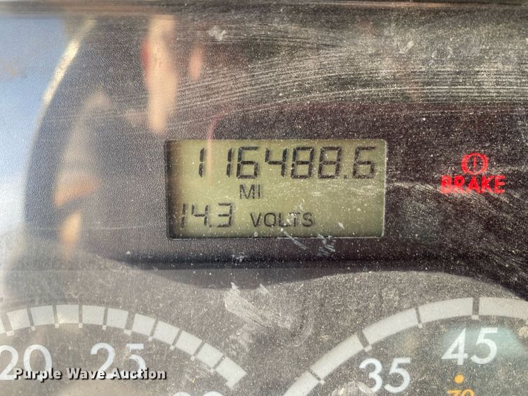 image for item DL7203 2005 Freightliner Columbia  semi truck