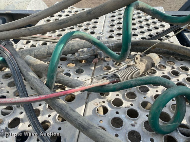 image for item DL7224 2006 Kenworth T800  semi truck