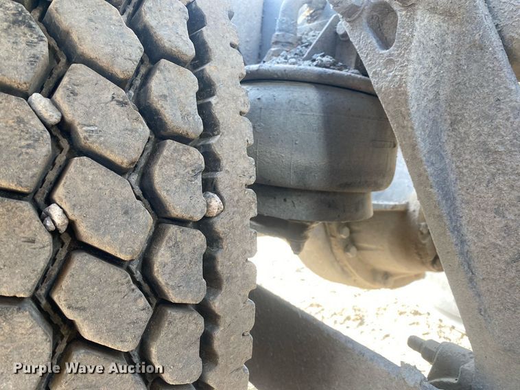 image for item DL7224 2006 Kenworth T800  semi truck