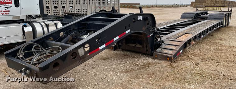 image for item DN4645 1999 Fontaine RAM2-50NGB  lowboy equipment trailer