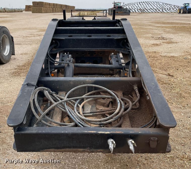 image for item DN4645 1999 Fontaine RAM2-50NGB  lowboy equipment trailer