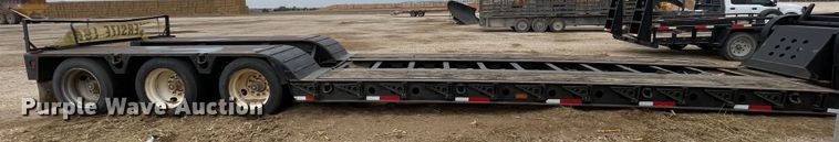 image for item DN4645 1999 Fontaine RAM2-50NGB  lowboy equipment trailer