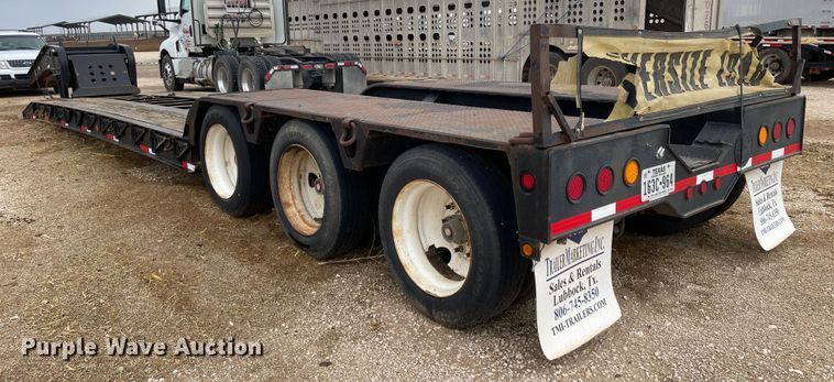 image for item DN4645 1999 Fontaine RAM2-50NGB  lowboy equipment trailer