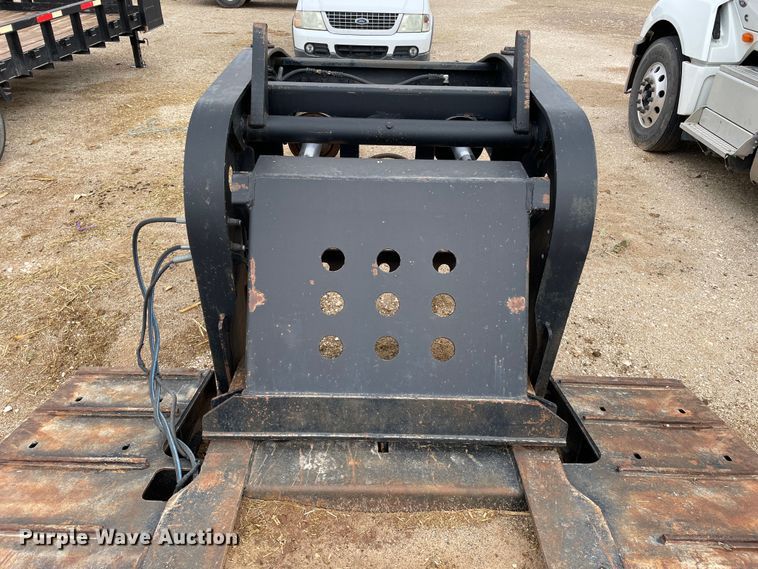 image for item DN4645 1999 Fontaine RAM2-50NGB  lowboy equipment trailer