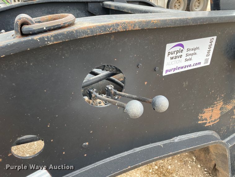 image for item DN4645 1999 Fontaine RAM2-50NGB  lowboy equipment trailer