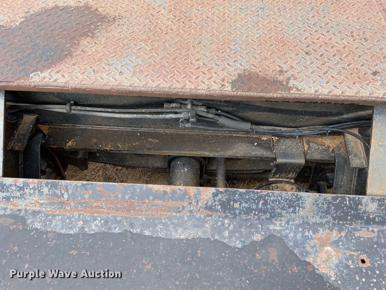 image for item DN4645 1999 Fontaine RAM2-50NGB  lowboy equipment trailer