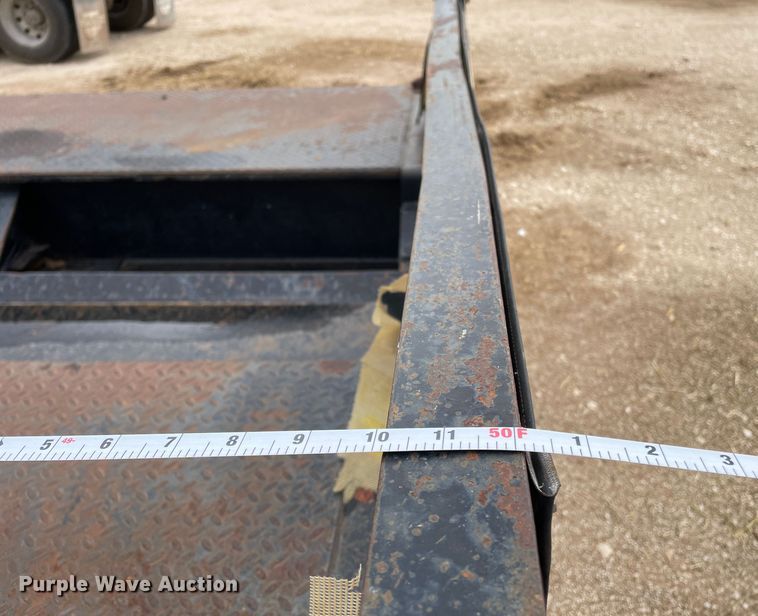 image for item DN4645 1999 Fontaine RAM2-50NGB  lowboy equipment trailer