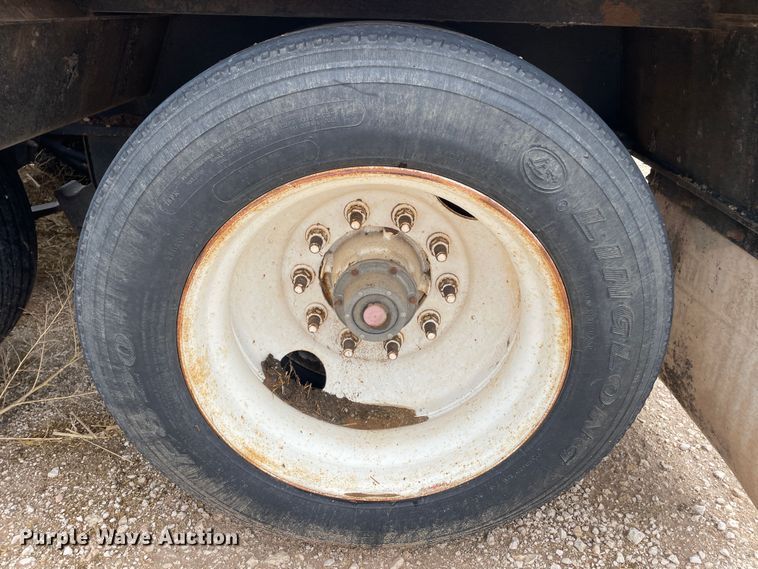 image for item DN4645 1999 Fontaine RAM2-50NGB  lowboy equipment trailer