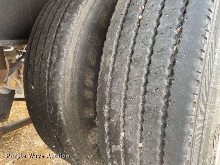 image for item DN4645 1999 Fontaine RAM2-50NGB  lowboy equipment trailer