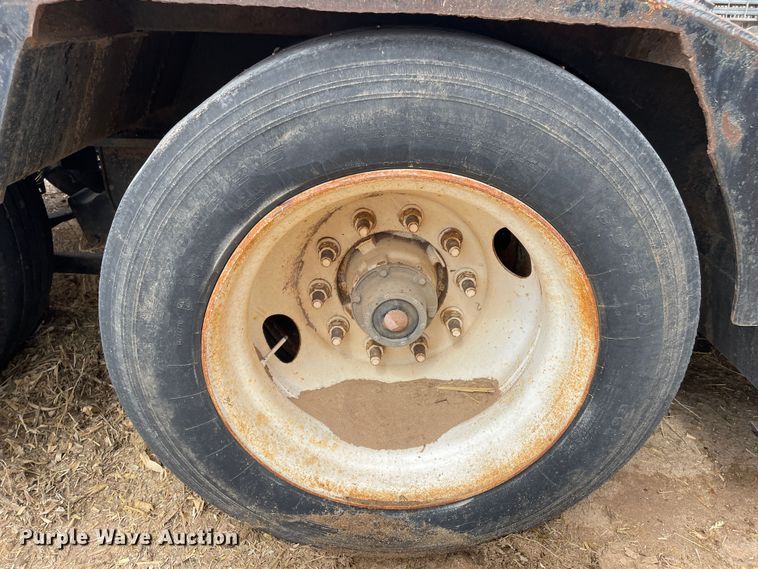 image for item DN4645 1999 Fontaine RAM2-50NGB  lowboy equipment trailer