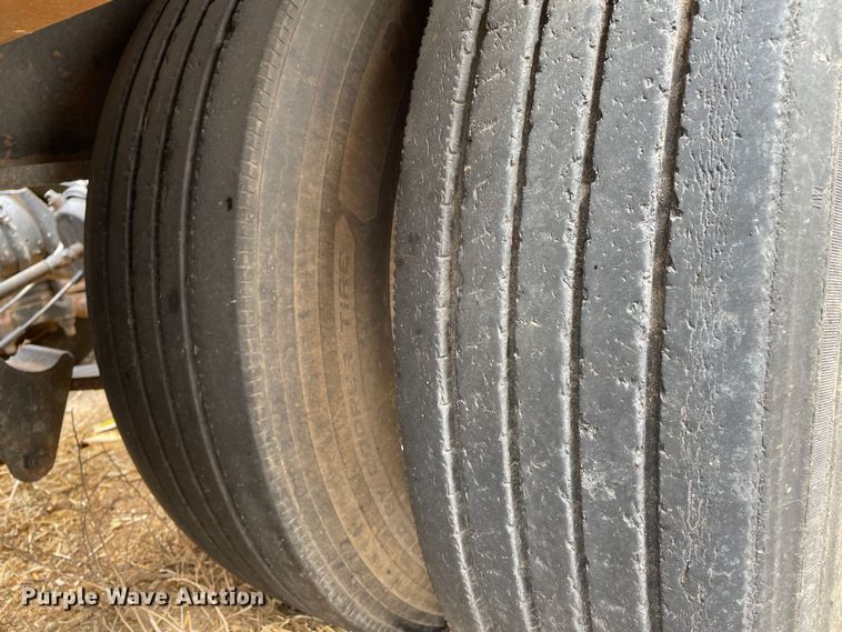 image for item DN4645 1999 Fontaine RAM2-50NGB  lowboy equipment trailer