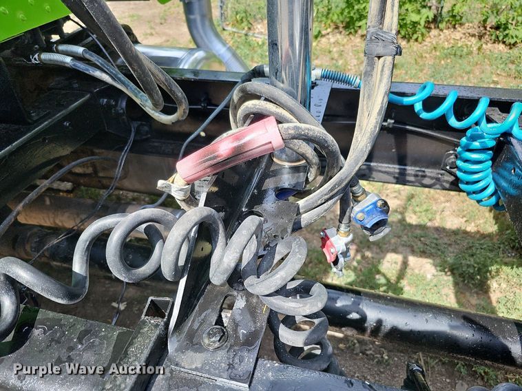 image for item DO2697 1996 Peterbilt 357  semi truck