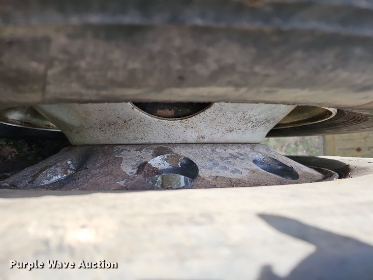 image for item DO2697 1996 Peterbilt 357  semi truck