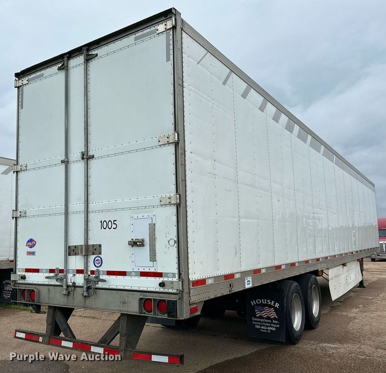 image for item DO4929 2009 Utility Trailers 3000R  refrigerated van trailer
