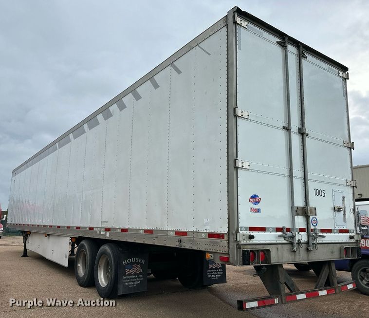 image for item DO4929 2009 Utility Trailers 3000R  refrigerated van trailer