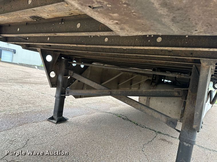 image for item DO4929 2009 Utility Trailers 3000R  refrigerated van trailer