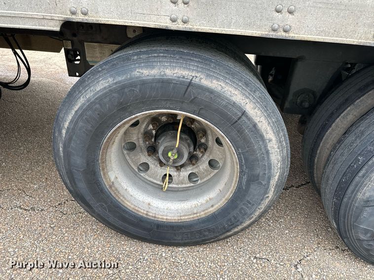 image for item DO4929 2009 Utility Trailers 3000R  refrigerated van trailer