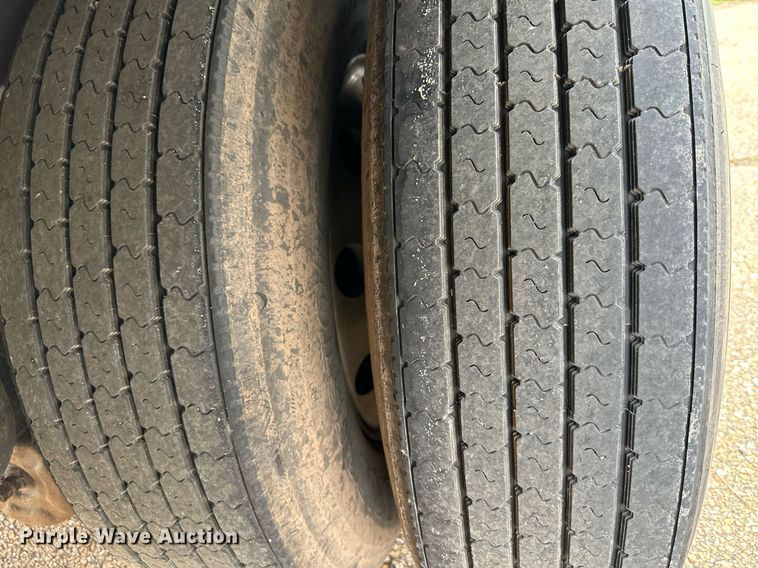 image for item DO4929 2009 Utility Trailers 3000R  refrigerated van trailer