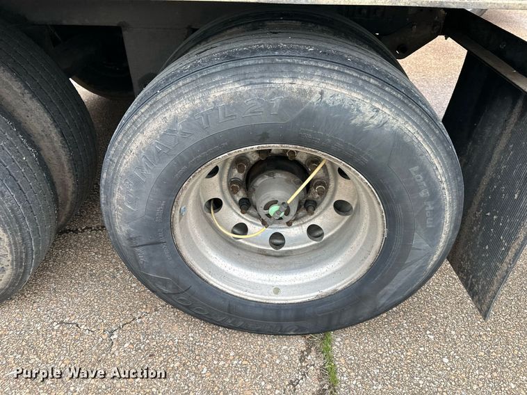 image for item DO4929 2009 Utility Trailers 3000R  refrigerated van trailer