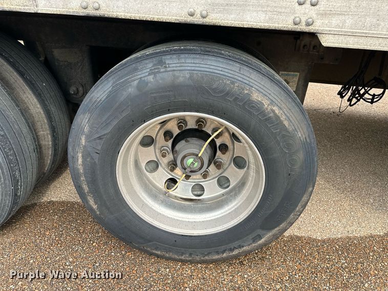 image for item DO4929 2009 Utility Trailers 3000R  refrigerated van trailer