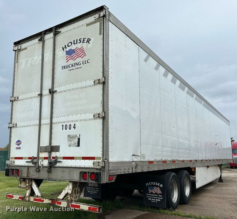 image for item DO4930 2006 Utility Trailers 3000R  refrigerated van trailer