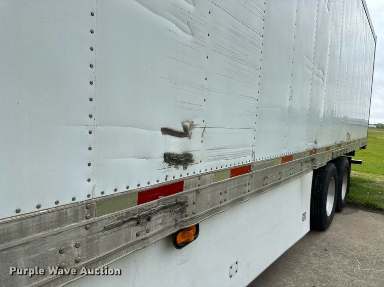 image for item DO4930 2006 Utility Trailers 3000R  refrigerated van trailer