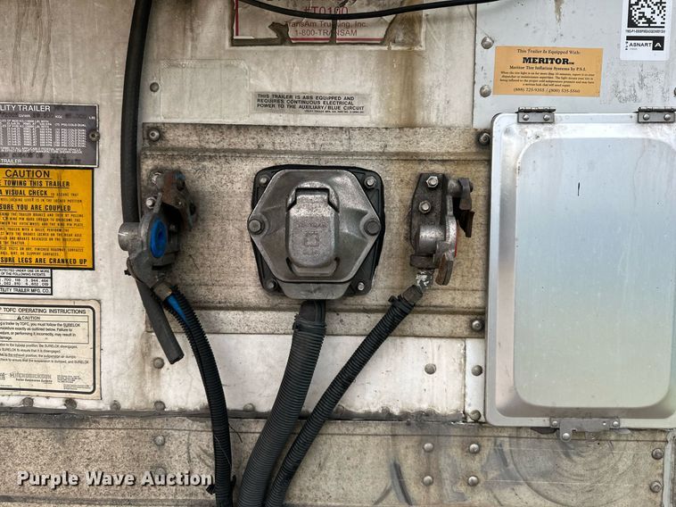 image for item DO4930 2006 Utility Trailers 3000R  refrigerated van trailer