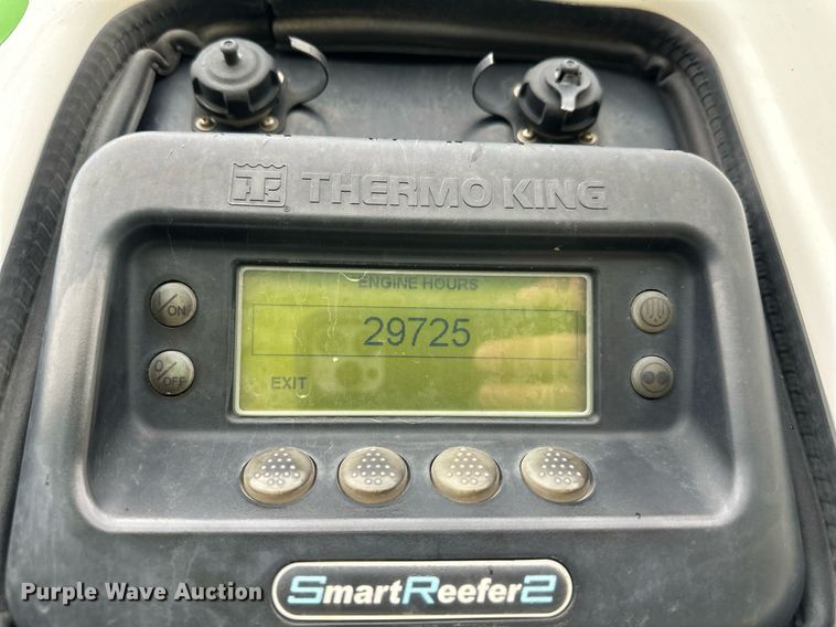 image for item DO4930 2006 Utility Trailers 3000R  refrigerated van trailer