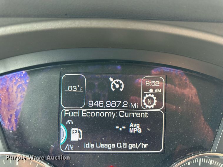 image for item DO4931 2014 Kenworth T680  semi truck